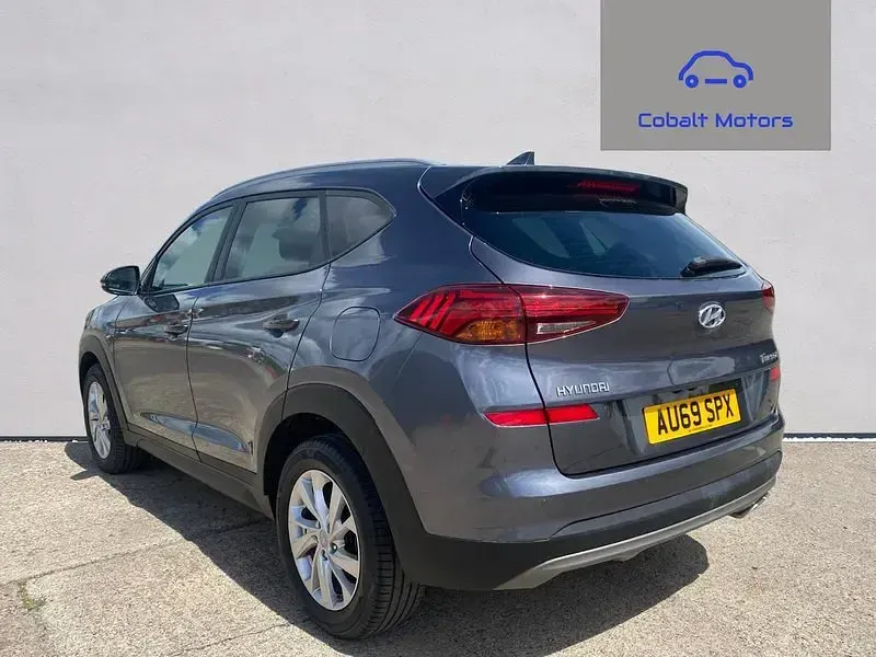 Used Hyundai Tucson SE 177 HP (130 kW) 2019 Grey SUV
