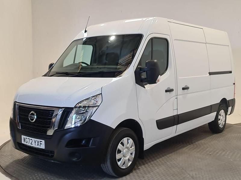 Used Nissan Interstar Acenta 136 HP (100 kW) 2023 White Van