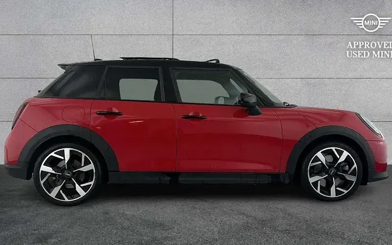 Used Mini Cooper Exclusive 150 kW (204 HP) 2026 Hatchback