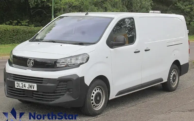 Used Vauxhall Vivaro 145 HP (106 kW) 2024 MPV