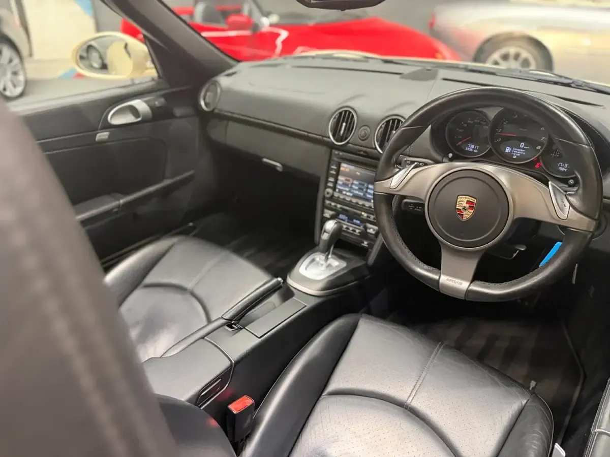 Used Porsche Boxster 255 HP (187 kW) 2010 White Cabriolet