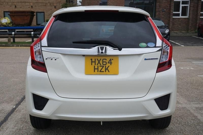 Used Honda Fit Hybrid 2026 White Hatchback