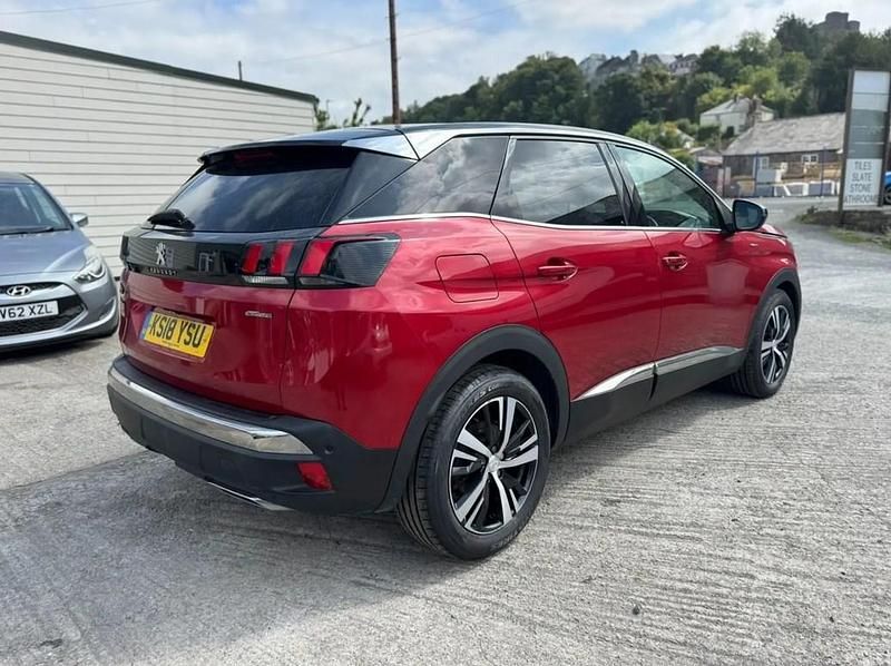 Used Peugeot 3008 GT-line 2018 Red Hatchback