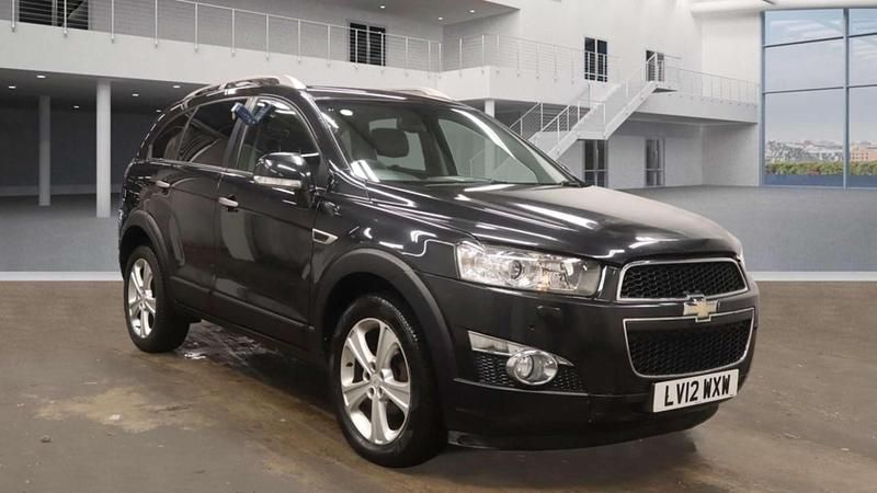 Black Used 2012 Chevrolet Captiva LTZ SUV | £3,740 (Fair price) - Image 1/4