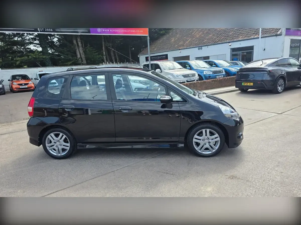 Used Honda Jazz Sport 82 HP (60 kW) 2008 Black Hatchback