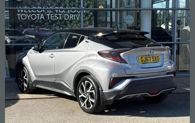 Used Toyota C-HR 120 HP (88 kW) 2017 Silver SUV