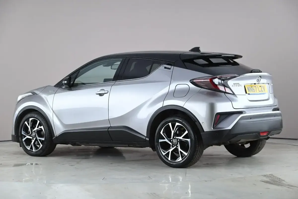 Używany Toyota C-HR 2017 Srebrny SUV