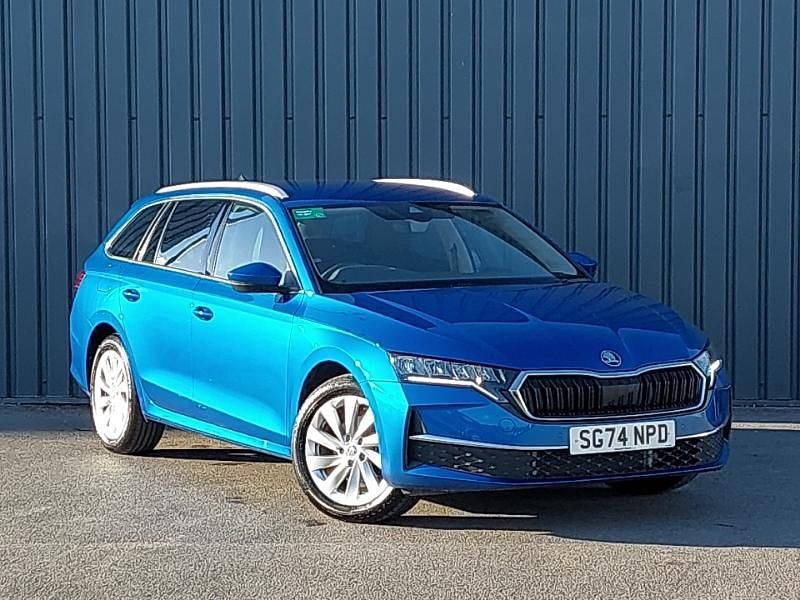 Blue Used 2024 Skoda Octavia SE L Estate | £25,498 (Expensive) - Image 1/4