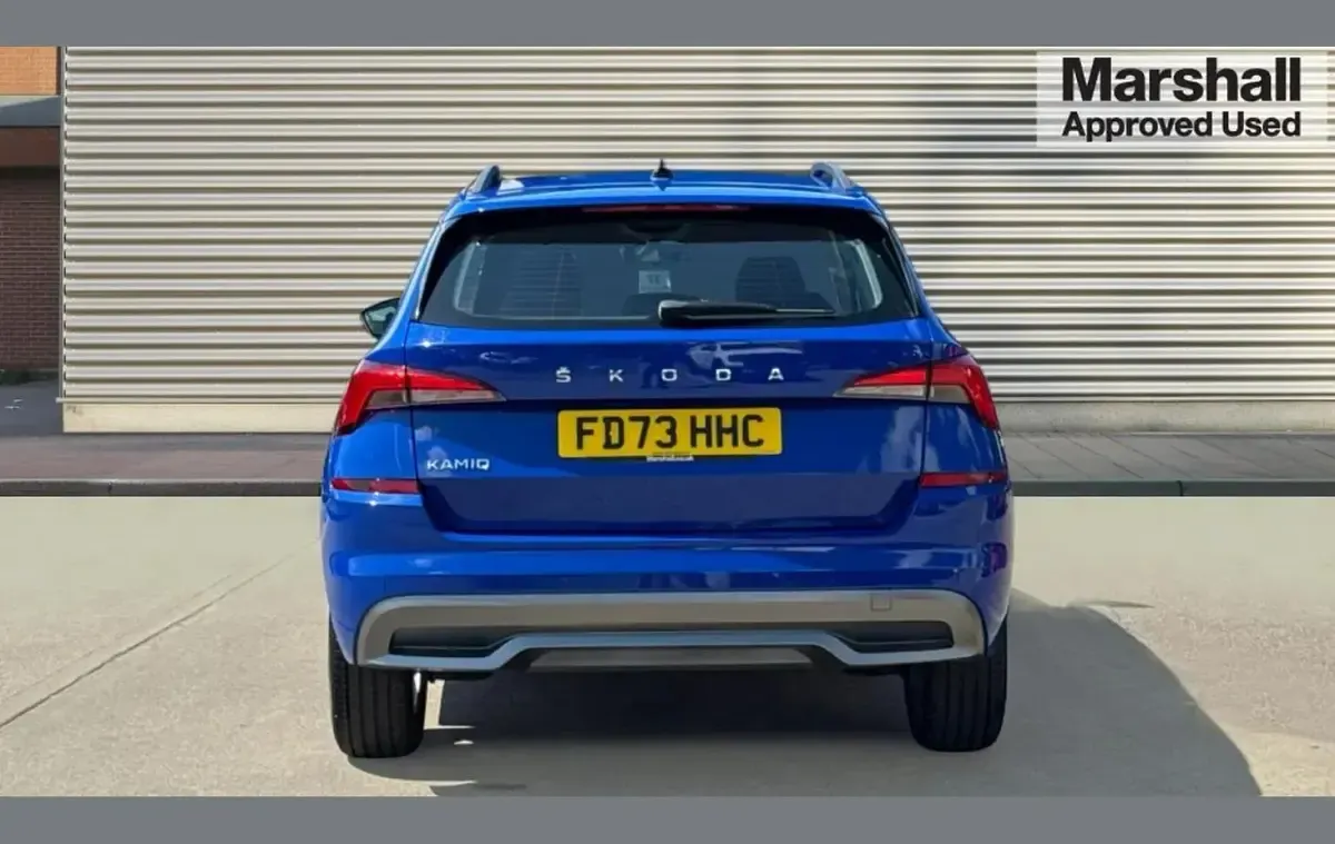 Used Skoda Kamiq SE 115 HP (84 kW) 2024 Blue SUV