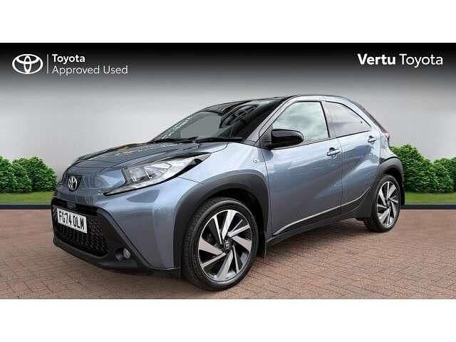 Used Toyota Aygo X 72 HP (52 kW) 2024 Grey SUV