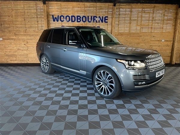 Grey Used 2017 Land Rover Range Rover Vogue SE SUV | £21,995 (Super price) - Image 1/1