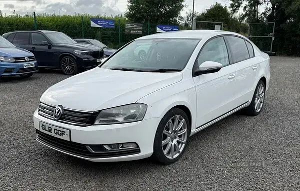 Used VW Passat 2012 White Sedan