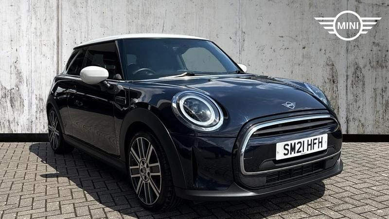 Black Used 2021 Mini Cooper Exclusive Hatchback | £17,700 (A bit pricey) - Image 1/4