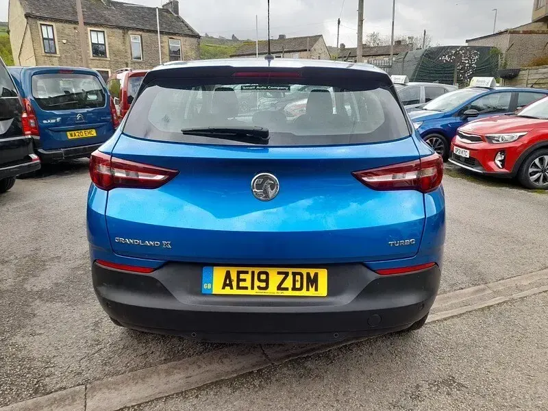 Used Vauxhall Grandland X S 130 HP (95 kW) 2019 Blue SUV