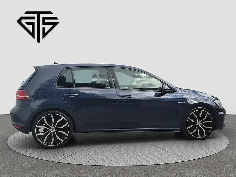 Used VW Golf VII GTD 184 HP (135 kW) 2016 Blue Hatchback