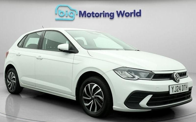 Used 2025 VW Polo Life Hatchback | £16,200 (Good price) - Image 1/4