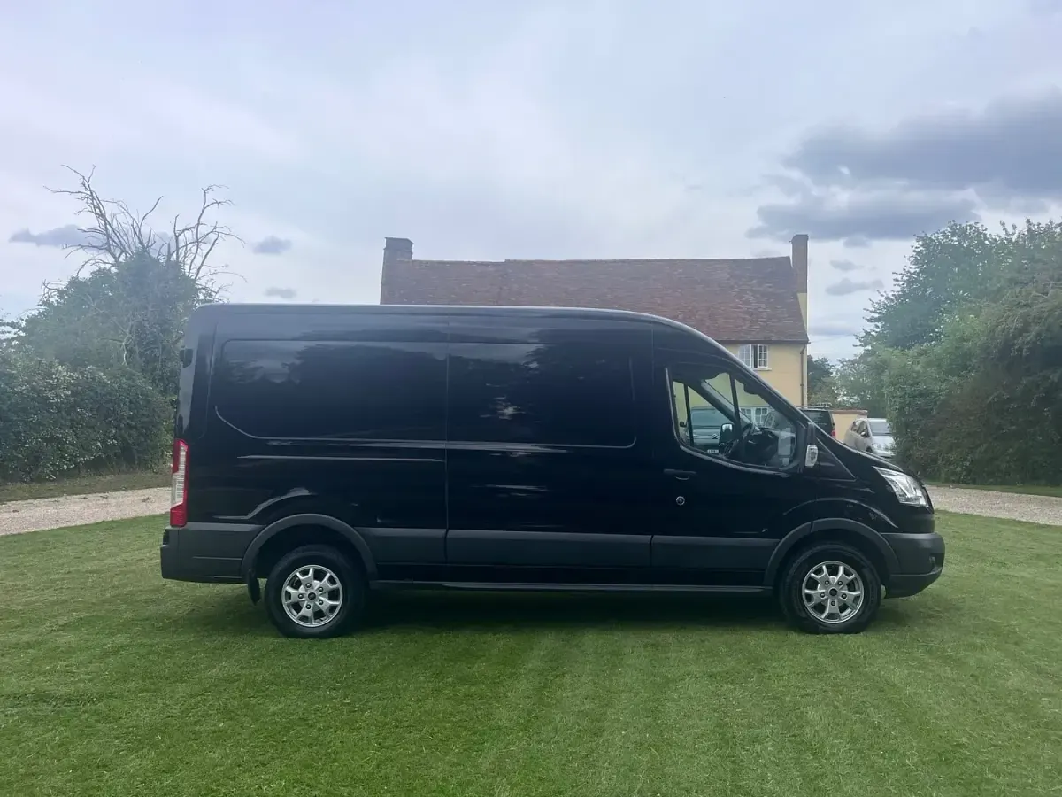 Used Ford Transit Limited 130 HP (95 kW) 2019 Black Van