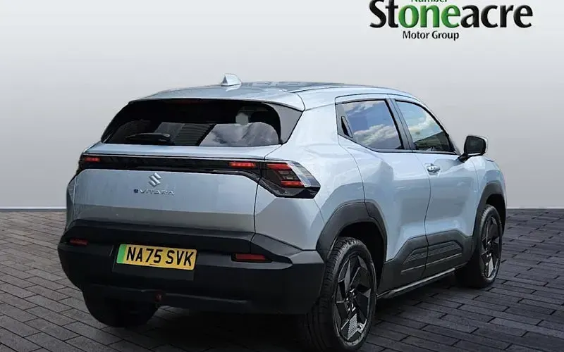 Used Suzuki e-Vitara 135 kW (184 HP) 2025 Silver SUV