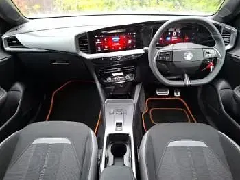 Used Vauxhall Mokka 130 HP (95 kW) 2025 White SUV