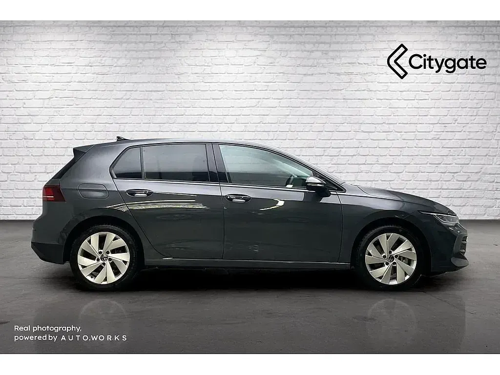 Used VW Golf VIII 204 HP (150 kW) 2025
