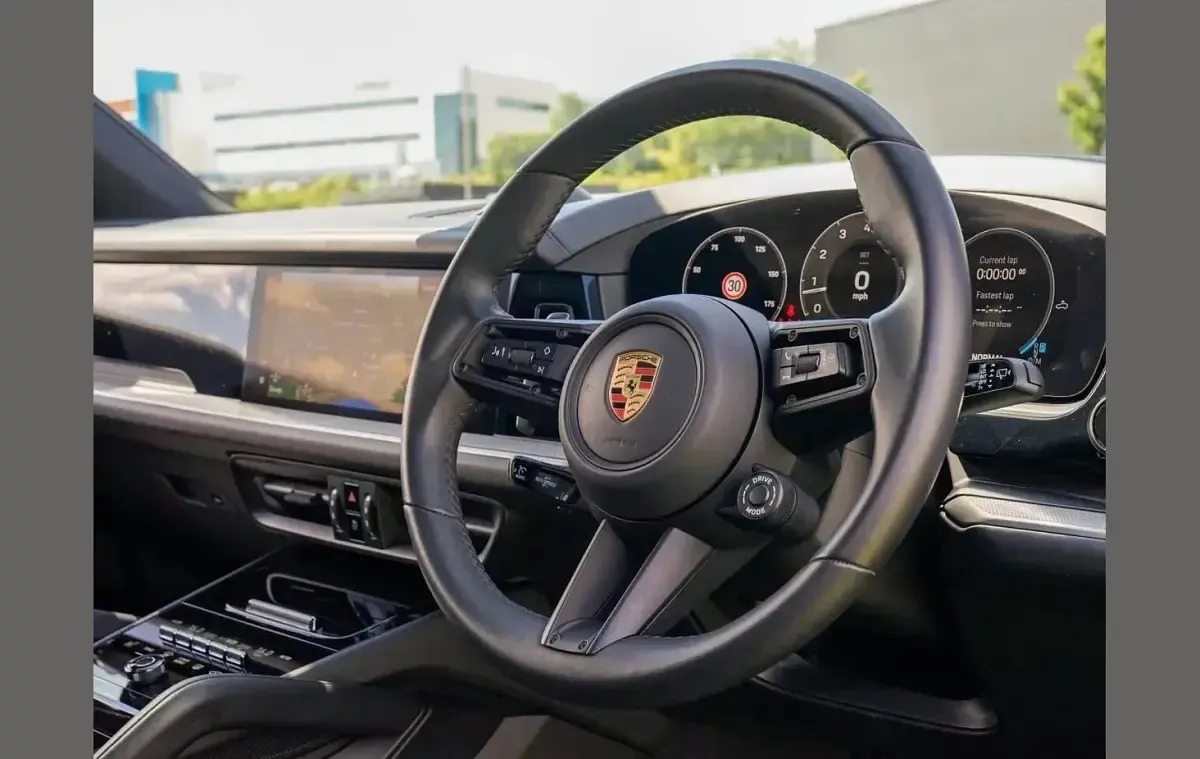 Used Porsche Taycan 350 kW (476 HP) 2022 Grey Sedan