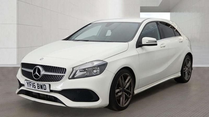 Used Mercedes A200 AMG line 2016 White Hatchback