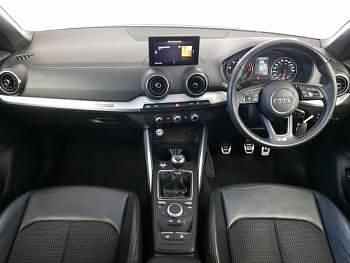 Begagnad Audi Q2 S-Line 116 HK (85 kW) 2019 Vit SUV