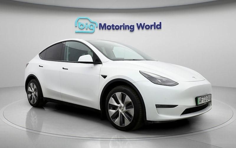 Used Tesla Model Y Long Range AWD 286 kW (389 HP) 2025 SUV