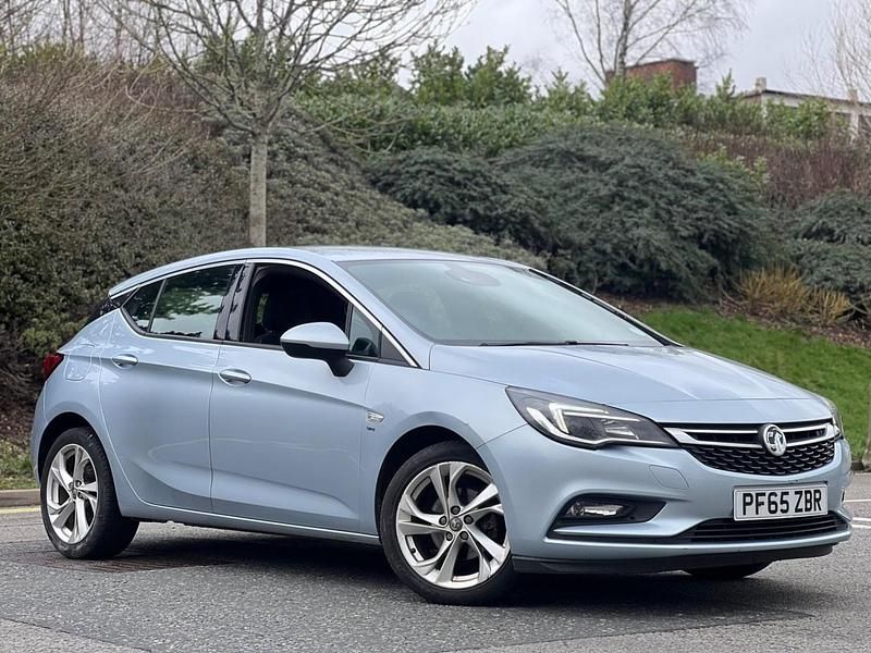 Used Vauxhall Astra SRi 2016 Silver Hatchback