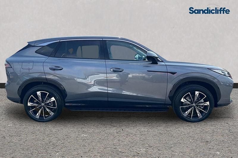 Used MG HS Trophy 224 HP (164 kW) 2024 Metallic  hampstead grey SUV