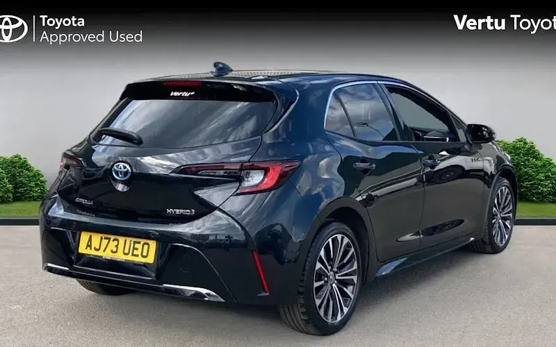 Używany Toyota Corolla Design 140 KM (102 kW) 2026 Hatchback