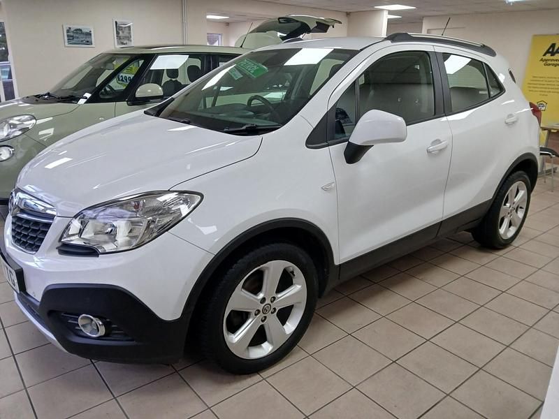 Used Vauxhall Mokka 115 HP (84 kW) 2013 White SUV
