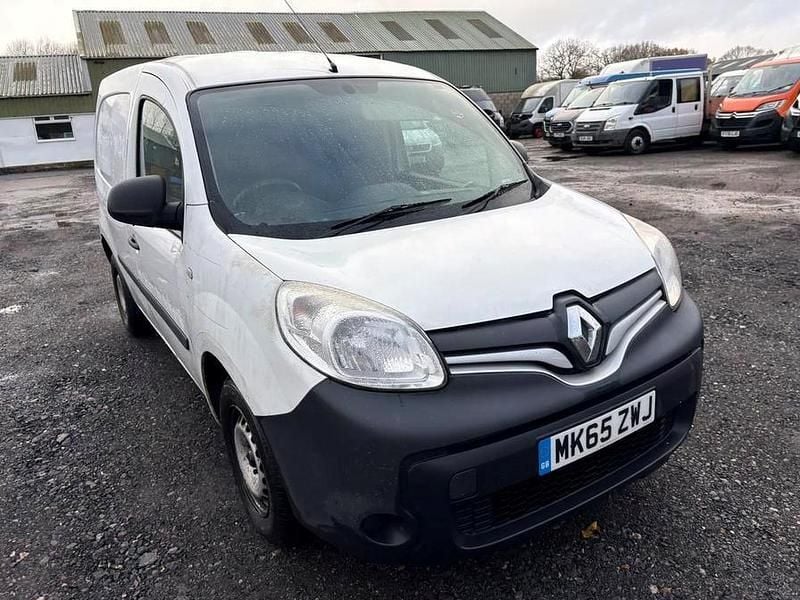 White Used 2015 Renault Kangoo Van | £2,495 (Expensive) - Image 1/4
