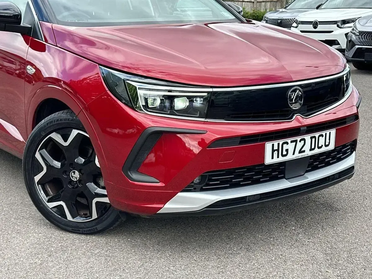 Used Vauxhall Grandland X Elite 128 HP (94 kW) 2022 Red SUV