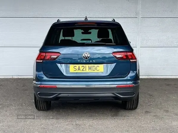 Used VW Tiguan Life 150 HP (110 kW) 2021 Blue SUV