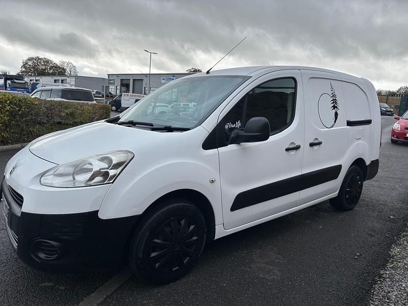 Second-hand Peugeot Partner S 2013 Alb Monovolum