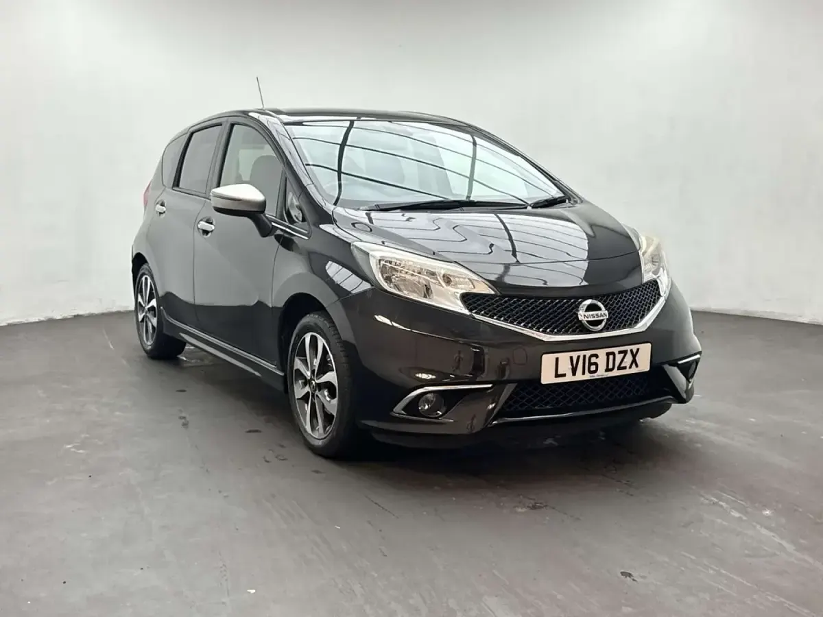 Used Nissan Note N-TEC 80 HP (58 kW) 2016 Black Hatchback