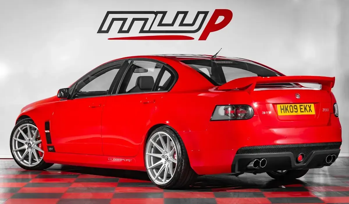 Used Vauxhall VXR8 460 HP (338 kW) 2009 Red Sedan