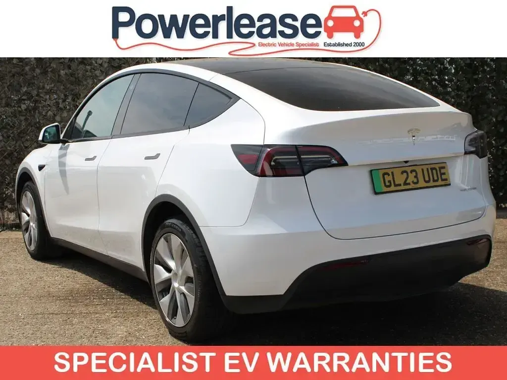 Used Tesla Model Y Long Range AWD 282 kW (384 HP) 2023 White SUV