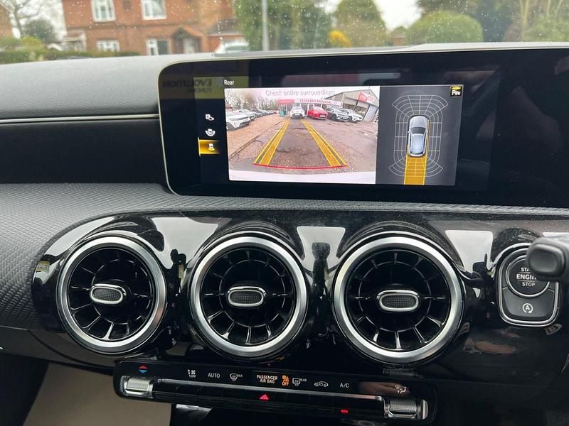 Used Mercedes A180 Executive 2019 White Hatchback