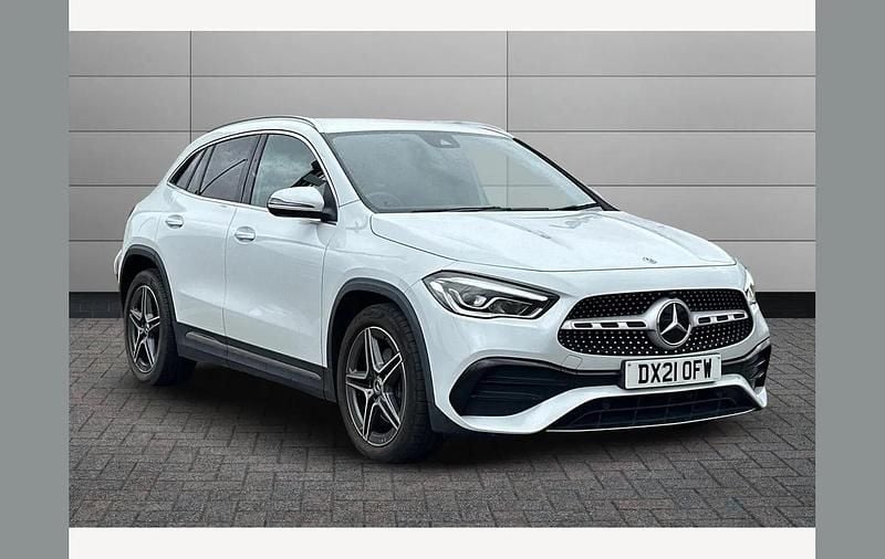 White Used 2021 Mercedes GLA200 AMG line SUV | £24,350 (Fair price) - Image 1/4