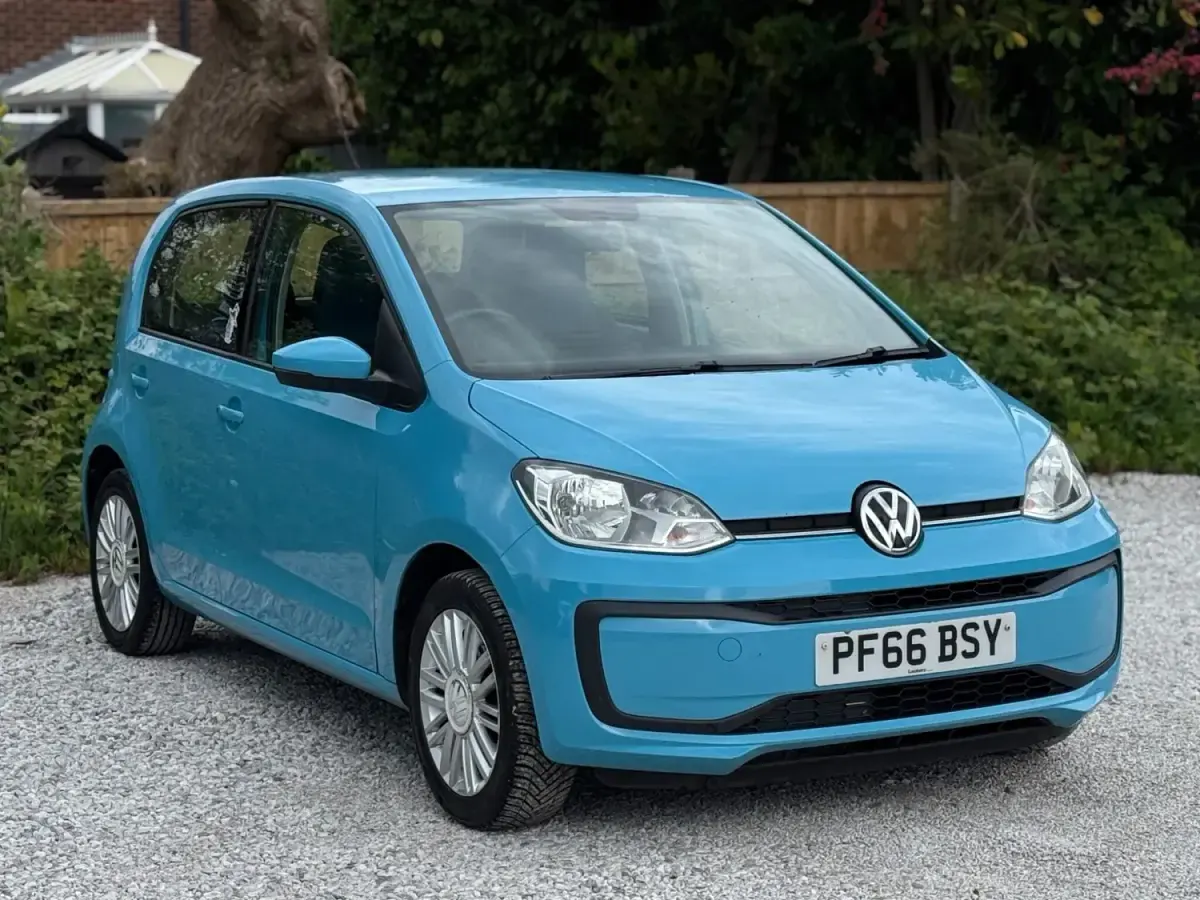 Begagnad VW up! move up! 60 HK (44 kW) 2016 Blå Halvkombi