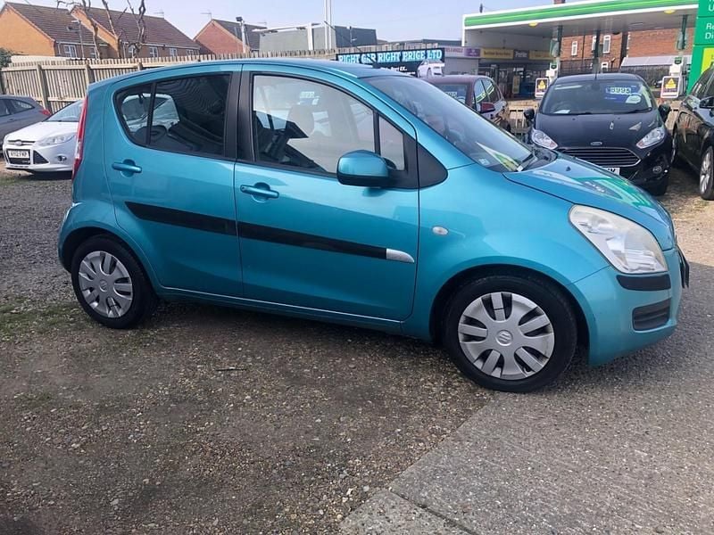 Used Suzuki Splash GLS 86 HP (63 kW) 2009 Turquoise Hatchback