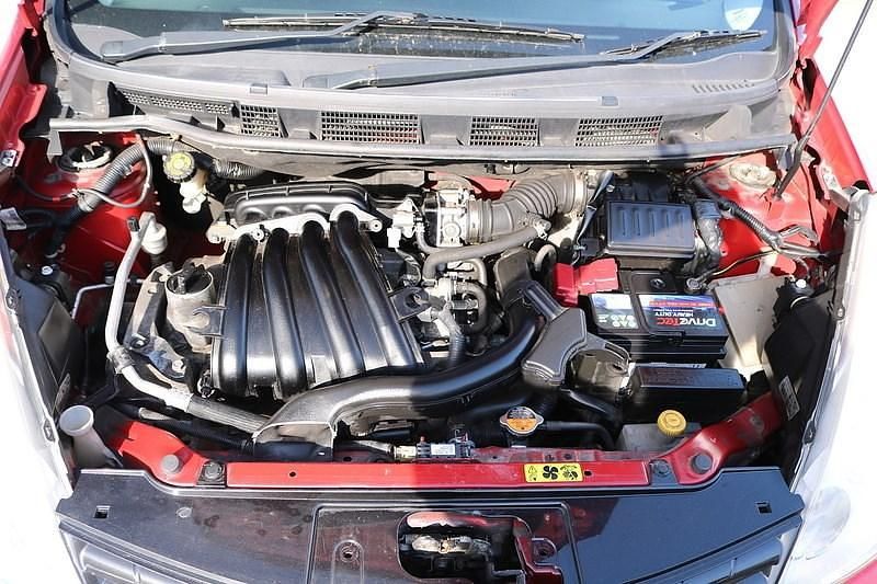 Używany Nissan Note Acenta 108 KM (79 kW) 2011 Czerwony Hatchback