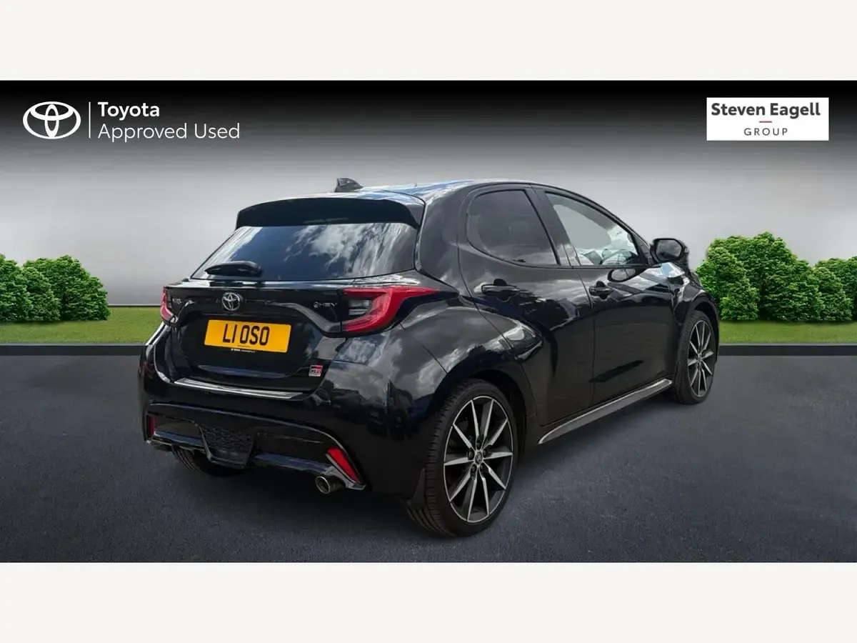 Used Toyota Yaris Sport 130 HP (95 kW) 2026 Black Hatchback