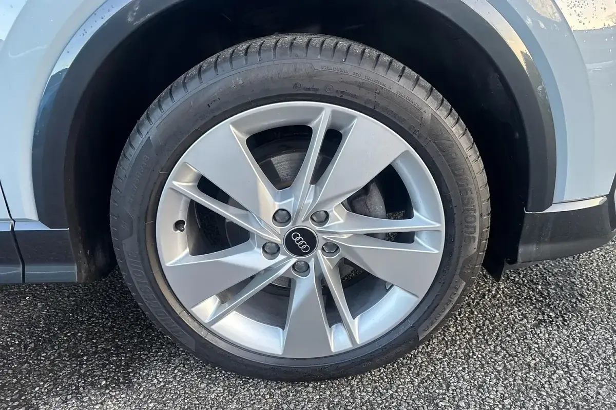 Used Audi Q2 S-Line 110 HP (80 kW) 2022 Grey SUV