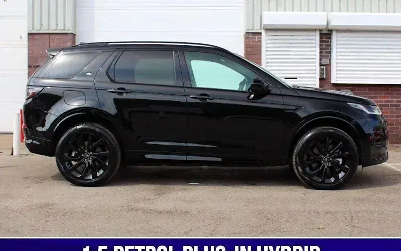 Used Land Rover Discovery 5 SE Dynamic 269 HP (197 kW) 2024 SUV