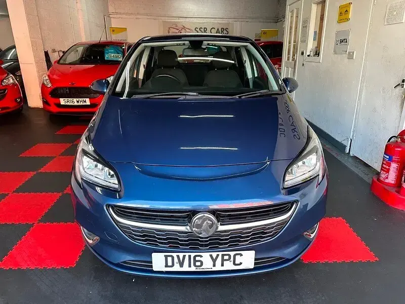 Used Vauxhall Corsa SRi 75 HP (55 kW) 2016 Blue Hatchback