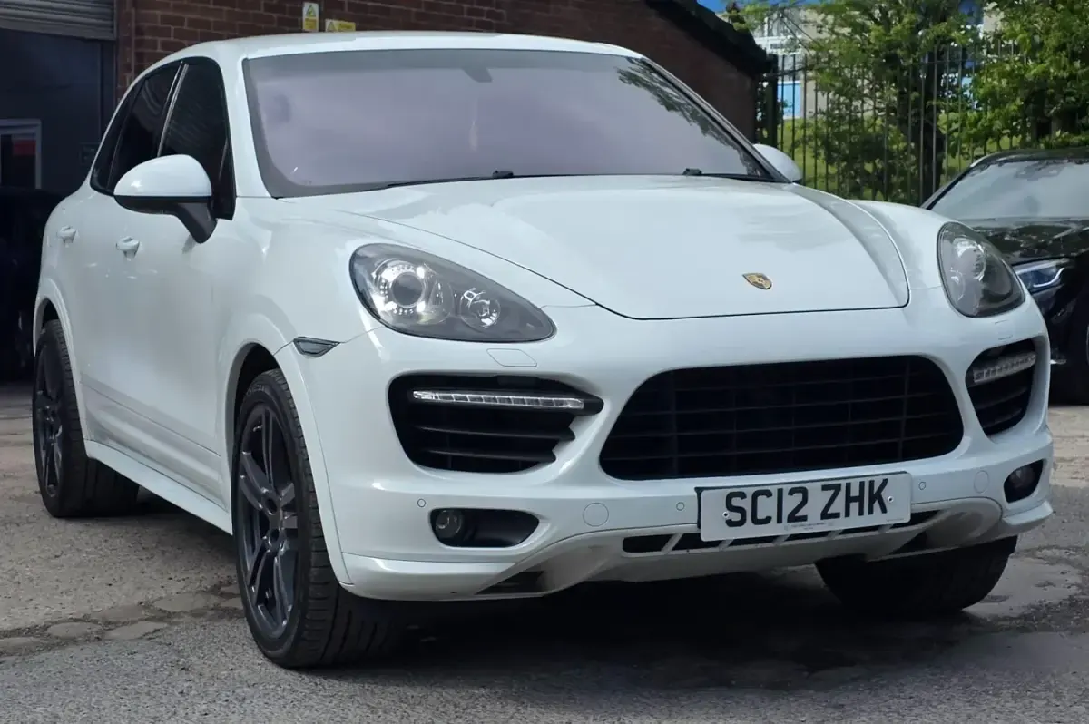 Used Porsche Cayenne 2012 White SUV