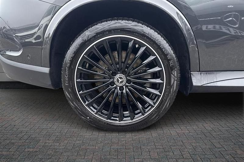 Used Mercedes GLC300e Urban 313 HP (230 kW) 2025 Graphite grey Estate